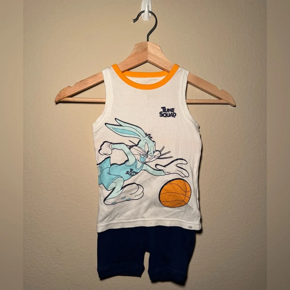 Baby gap boys 5T space jam 100% organic cotton Pajamas